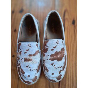Vionic Willa Loafers Womens 7 Brown/White Calf Hair Cow Print Slip On Comfort